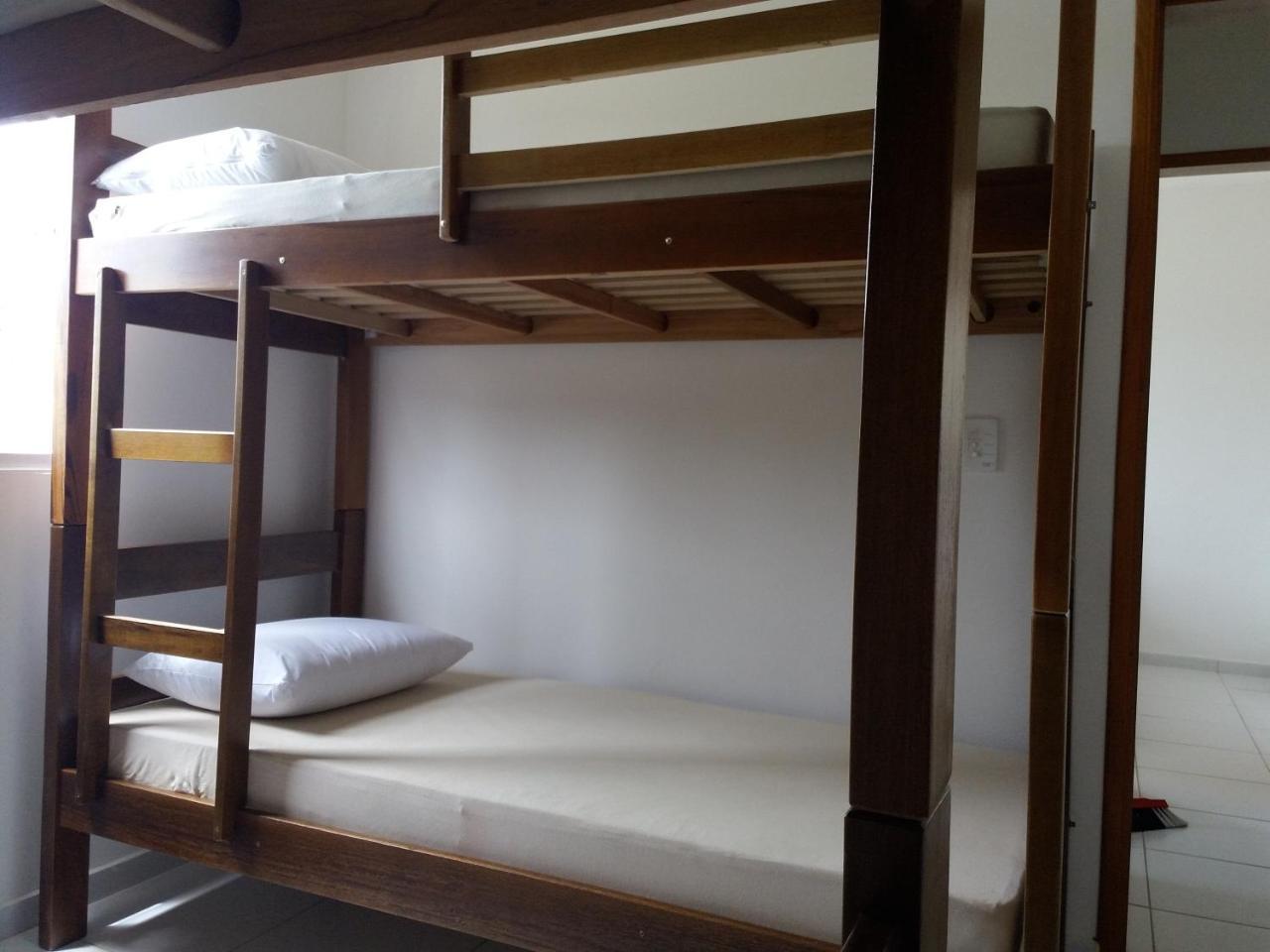 Apartamento Bem Localizado *